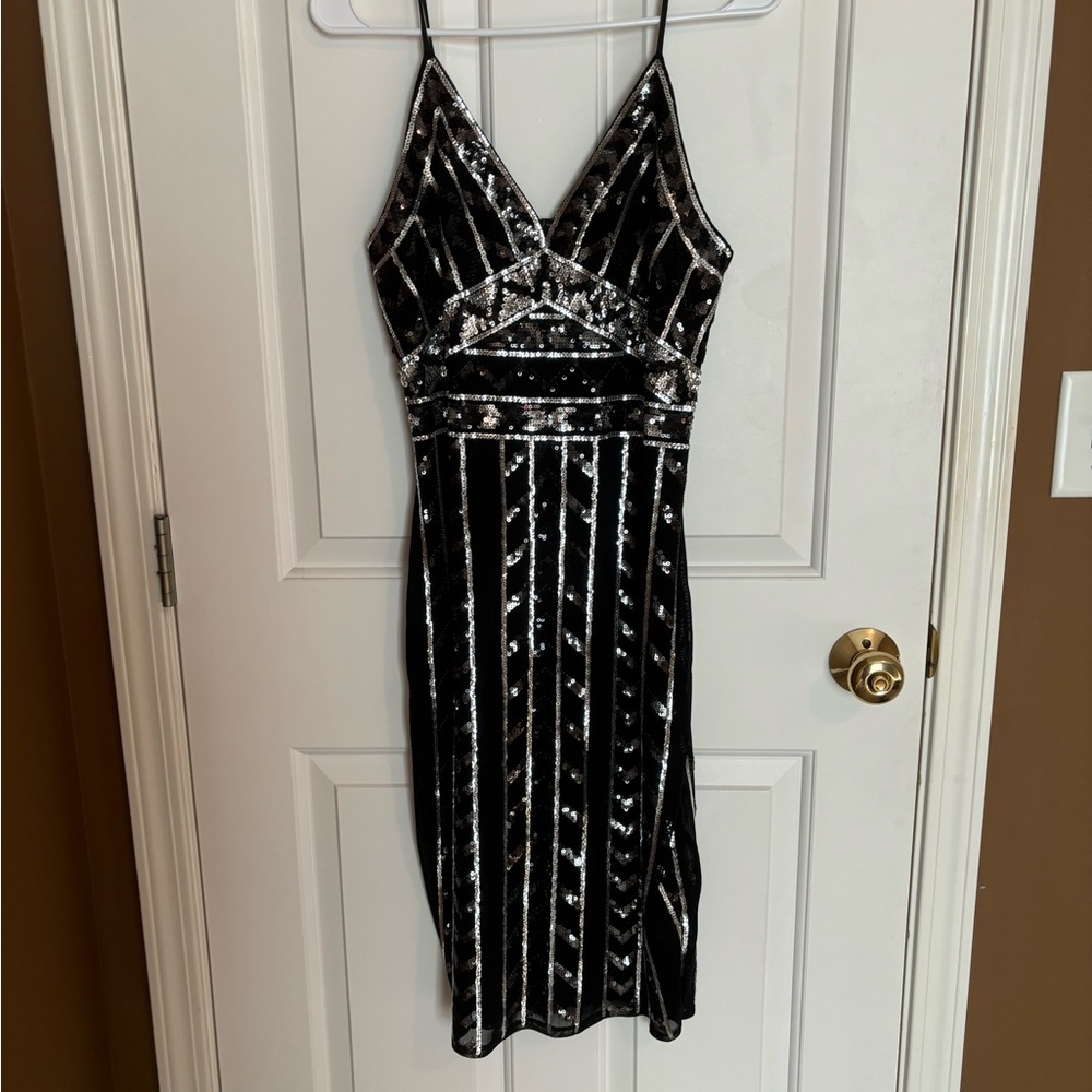 Black and Silver Sequins Midi dress